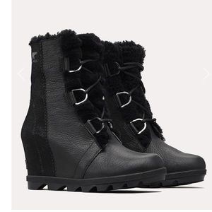Sorel - Joan of Arctic Wedge II Lux. Like new! Worn once.